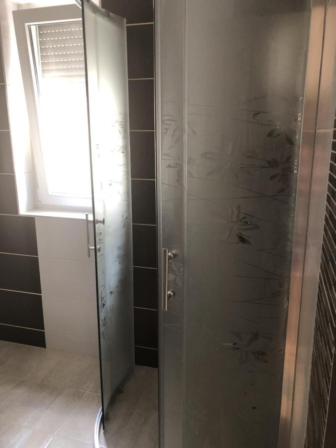 Szem-S Vendeghaz Hotell Balatonszárszó Exteriör bild