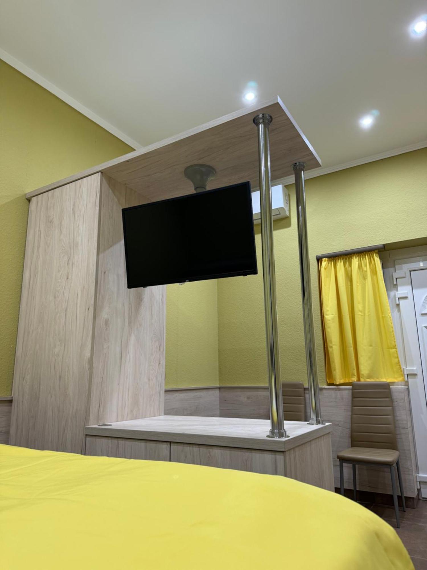 Szem-S Vendeghaz Hotell Balatonszárszó Exteriör bild